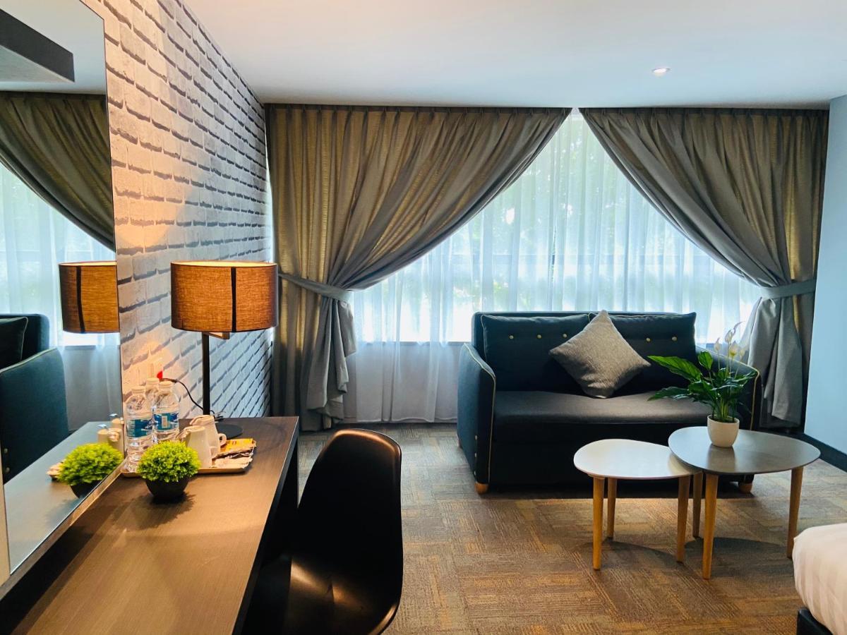 Glex Hotel Signature Johor Bahru Kültér fotó